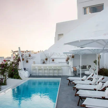 Canaves Sunday Hotel