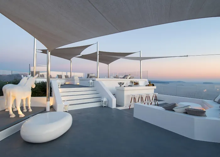 Canaves Sunday ホテル