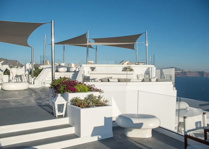 Hotel Canaves Sunday