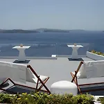 Hotel Canaves Sunday Oia (Santorini)